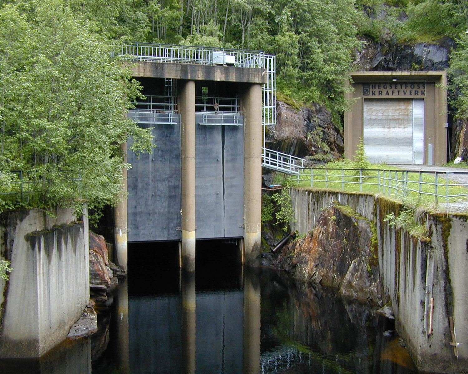 Hegsetfoss power plant.